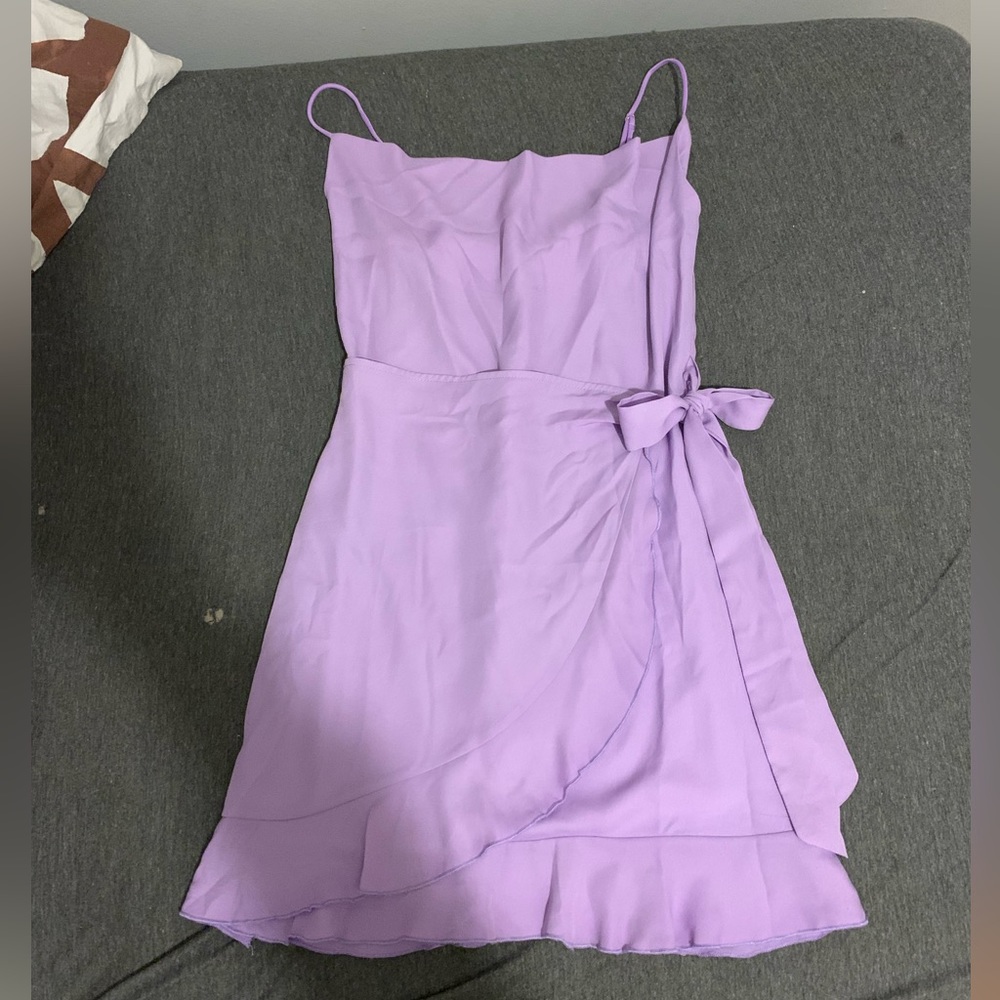 Lavender brand new dress, missing tags. My daughter bought it but never used it.